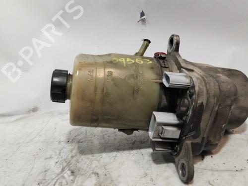 Used Steering pump FORD FOCUS II (DA_, HCP, DP) [2004-2013]  28373445