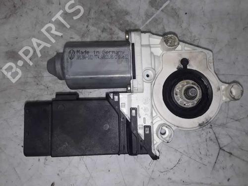 Right rear window motor VW BORA I (1J2) 1.6 | BP8577563E22 