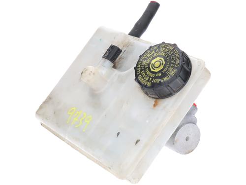 Brake master cylinder RENAULT MASTER III Van (FV) 2.3 dCi 110 FWD (FV0R, FV0W, FV1A) | BP29816801M77