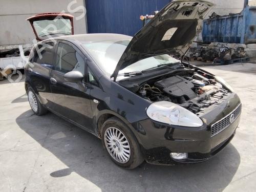 Brugte FIAT PUNTO (188_) 1.3 JTD 16V (70 hp) 3483050