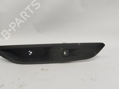Used Right rear window switch PEUGEOT 3008 II SUV (MC_, MR_, MJ_, M4_) [2016-2025]  27371174