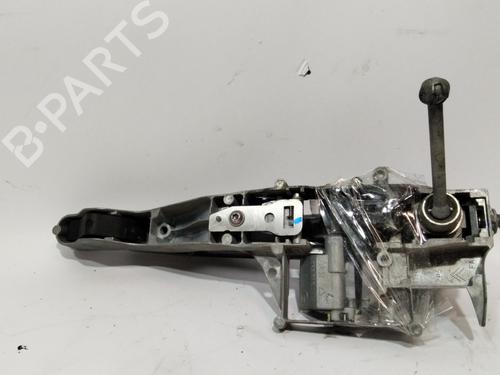 Used Front left exterior door handle PEUGEOT 208 I (CA_, CC_) [2012-2021]  28538643