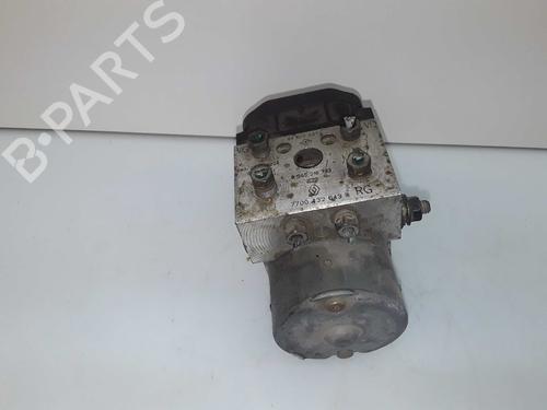 Used ABS pump RENAULT MEGANE I Classic (LA0/1_) [1996-2008]  8563050