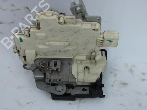 Rear left lock SEAT LEON (1P1)  | BP11884815C100 