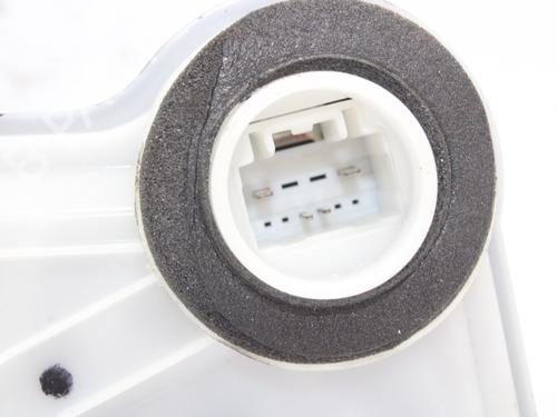 Front right lock TOYOTA COROLLA Hatchback (_E21_, _EA1_, _EH1_) 1.8 Hybrid (ZWE211) | BP15821733C97 