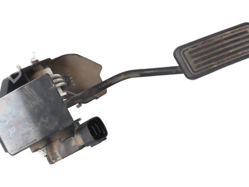 Pedal Pedal TOYOTA COROLLA Verso (ZER_, ZZE12_, R1_) 2.2 D-4D (AUR10_, AUR10R) (177 hp) 37013199 37013199