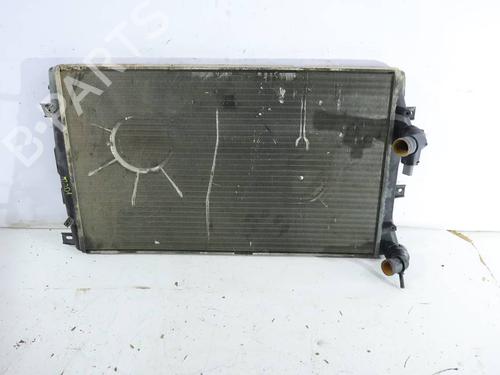 Used Water radiator Water radiator 38684858 38684858