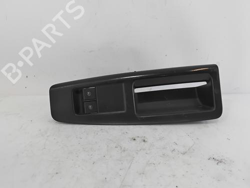 Pulsantiera anteriore sinistra VW POLO IV (9N_, 9A_) [2001-2014]  29476124