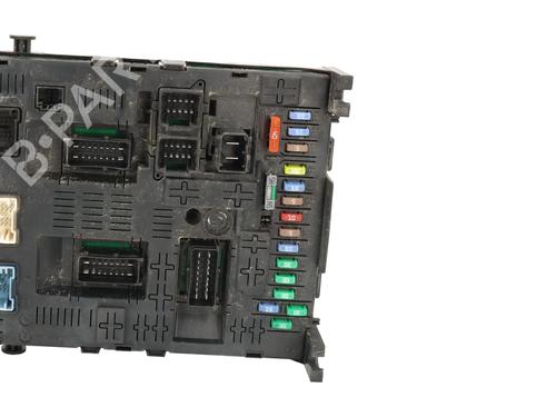 Used Fuse box PEUGEOT 3008 I MPV (0U_) 1.6 HDi (112 hp) 31331088