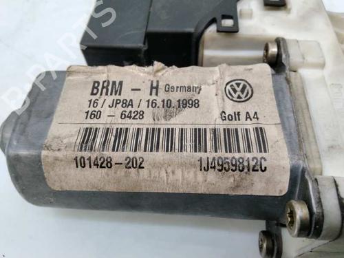 Right rear window motor VW BORA I (1J2) 1.9 TDI | BP8578686E22 