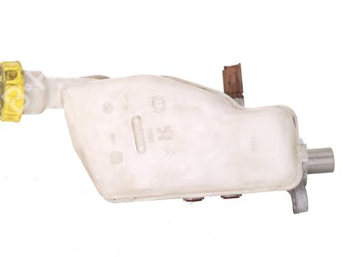 Used Brake master cylinder Brake master cylinder CITROËN C3 III (SX) 1.5 BlueHDi 100 (SXYHYP, SXYHTU) (102 hp) 39100153 39100153