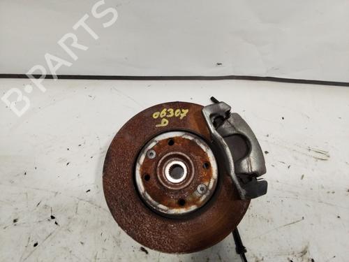 Used Right front steering knuckle RENAULT CAPTUR I (J5_, H5_) [2013-2025]  24372178