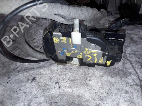 Used Front left lock NISSAN MICRA III (K12) [2002-2010]  8560129