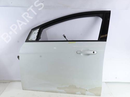 left-front-door-ford-focus-iii-2010-2011-2012-2013-2014-2015-2016-2017-2018-2019-2020-39752235 main image