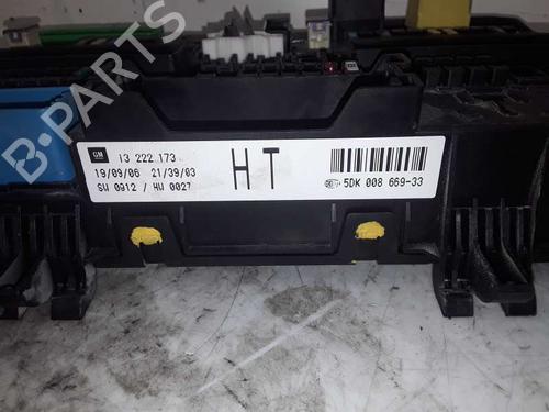 Fuse box OPEL ASTRA H (A04)  | BP8577577E1 