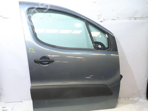 Used Right front door Right front door 36887844 36887844