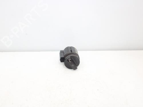 Used Headlight switch BMW 5 (E39) [1995-2003]  16431075