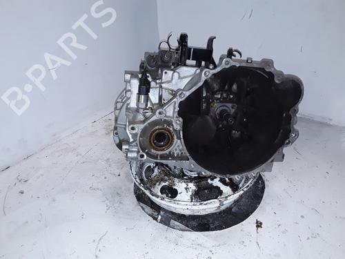 Manuel gearkasse KIA CERATO I Hatchback (LD) 2.0 CRDi (112 hp) 13624419