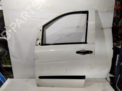left-front-door-mercedes-benz-vito-bus-w639-2003-32444392 main image