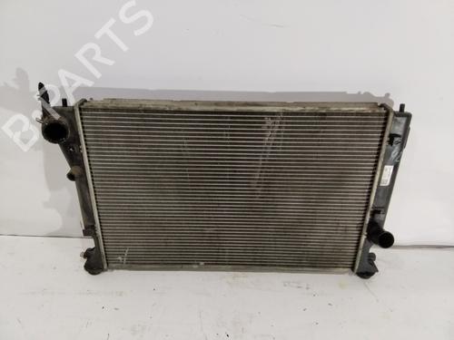 Used Water radiator TOYOTA AVENSIS Saloon (_T25_) 2.0 D-4D (CDT250_, CDT250R) (116 hp) 32320309