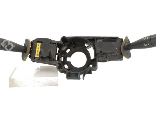 Used Steering column stalk CITROËN JUMPY I (U6U_) 1.9 D 70 (69 hp) 30264895