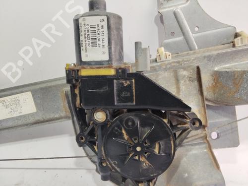 Front right window mechanism PEUGEOT 208 I (CA_, CC_) 1.2 VTI 82 | BP24829168C23 