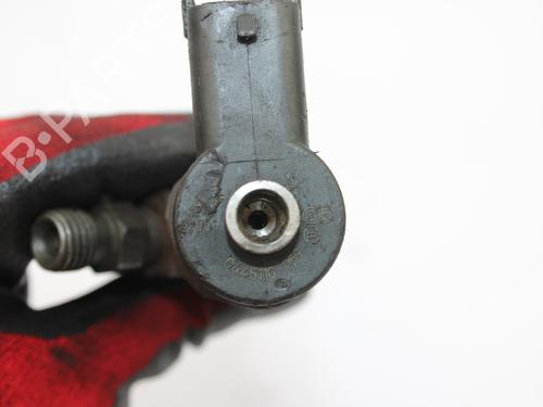 Used Injector JEEP CHEROKEE (KJ) [2001-2008]  20981197