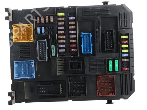 fuse-box-citroen-c3-aircross-ii-2r_-2c_-2017-34471464 main image