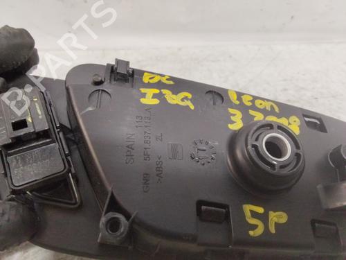 Front left interior door handle SEAT LEON (5F1)  | BP26589724I13 
