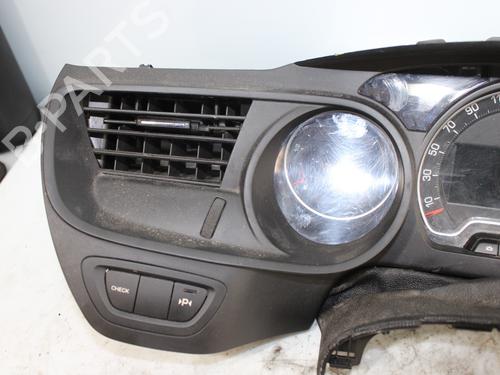 Instrument cluster CITROËN C5 III Break (RW_)  | BP17968521C47 