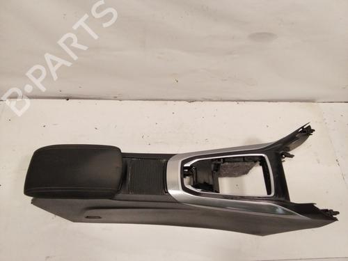 Used Armrest / Center console PEUGEOT 308 SW II (LC_, LJ_, LR_, LX_, L4_) 1.2 THP 110 (110 hp) 23661019