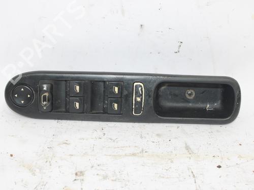 Used Left front window switch PEUGEOT 307 (3A/C) [2000-2012]  17094563