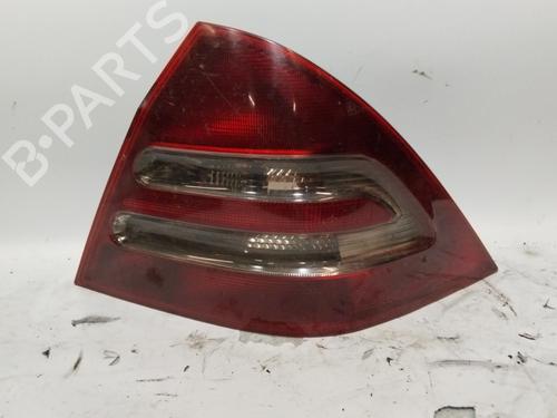 Used Right taillight MERCEDES-BENZ C-CLASS (W203) C 200 CDI (203.004) (116 hp) 28333637