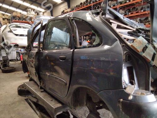 Engine control unit (ECU) CITROËN XSARA PICASSO (N68) 1.6 HDi | BP17323075M57 