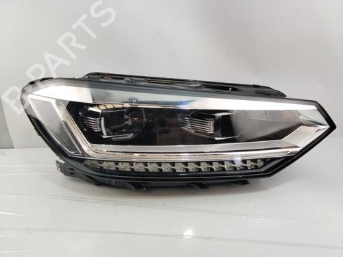 Used Right headlight VW TOURAN (5T1) [2015-2026]  31600112