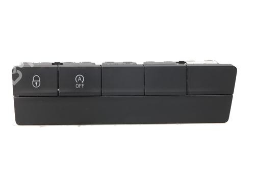 Used Switch SKODA OCTAVIA III Combi (5E5, 5E6) 1.8 TSI (180 hp) 32721653