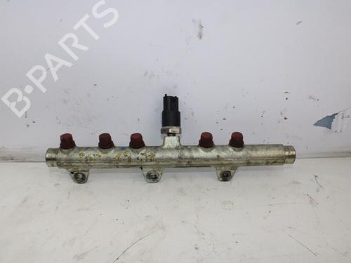 Used Injection rail FIAT STILO (192_) 1.9 JTD (192_XE1A) (115 hp) 17094332