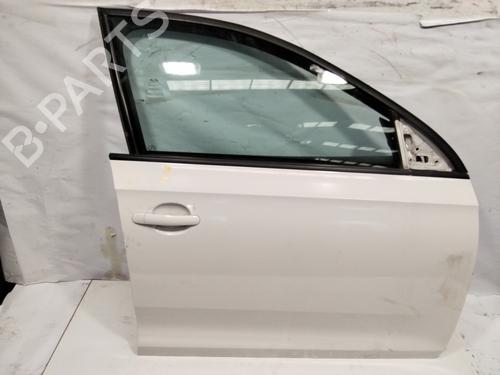 Used Right front door SKODA RAPID (NH3, NK3, NK6) 1.6 TDI (115 hp) 23885419