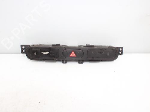 Switch KIA CARENS IV 1.7 CRDi (116 hp) 16007632