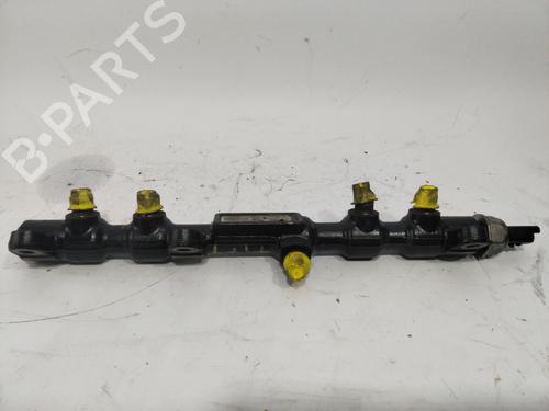 Used Injection rail FORD MONDEO III Saloon (B4Y) 2.0 16V TDDi / TDCi (115 hp) 28373797