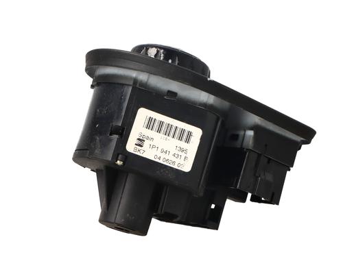 Headlight switch SEAT LEON (1P1) | BP32461449I24