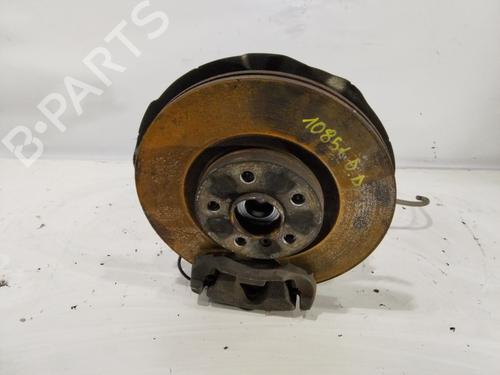 Used Right front steering knuckle BMW 2 Gran Tourer (F46) 220 d (190 hp) 32015850