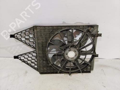 Used Radiator fan Radiator fan SEAT IBIZA IV (6J5, 6P1) [2008-2017] 35918215 35918215