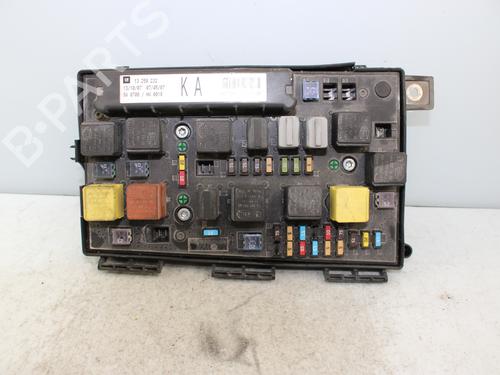 Fuse box OPEL ASTRA H Estate (A04)  | BP19248468E1 