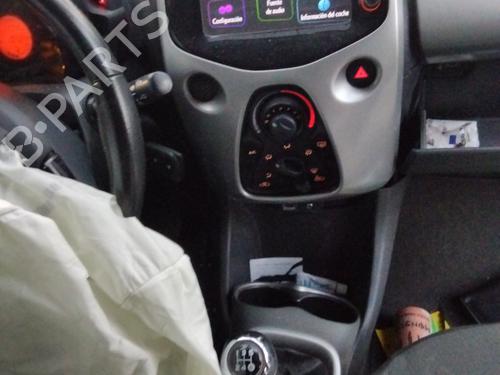 Bakluke CC/Kombi-Kupé TOYOTA AYGO (_B4_) 1.0 VVTi (KGB40) | BP30865329C6 