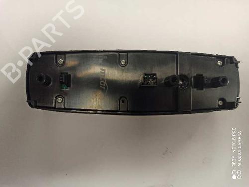 Used Left front window switch MERCEDES-BENZ M-CLASS (W164) [2005-2012]  10248303