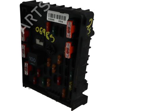 Fuse box VW PASSAT B6 Variant (3C5) 2.0 TDI | BP29905835E1