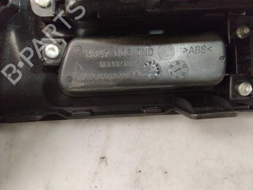 Switch RENAULT MEGANE IV Hatchback (B9A/M/N_) 1.5 dCi 110 (B9A3) | BP19156992I30 