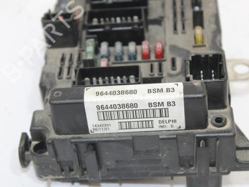 Fuse box CITROËN XSARA (N1) 2.0 HDi 90 | BP13898946E1
