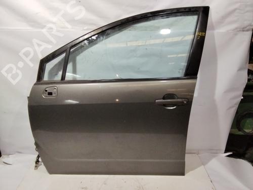 Used Left front door TOYOTA COROLLA Verso (ZER_, ZZE12_, R1_) 2.2 D-4D (AUR10_, AUR10R) (136 hp) 30138467